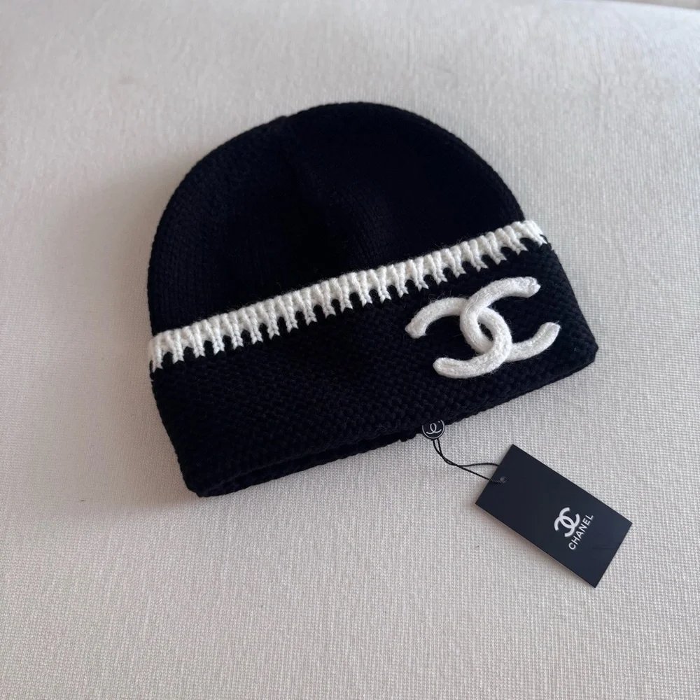 CHANEL Black Cap with White CC Emblem Chanel Baseball Cap with White Embroidered CC Logo in Black  main image 4